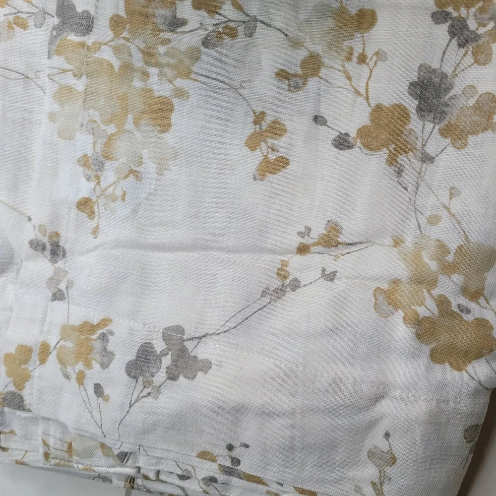 DKNY 2 Light Filtering Inverted Pleat Back Tab Panels Wallflower 32x96 Curtains